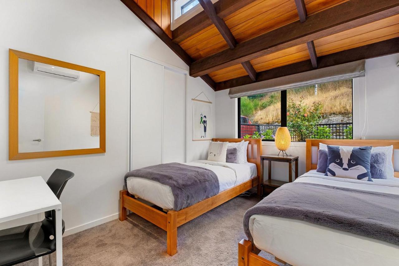 Lakefront Dream 4 Bed Queenstown